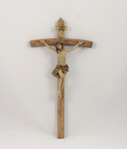 crocifisso legno e cristo resina